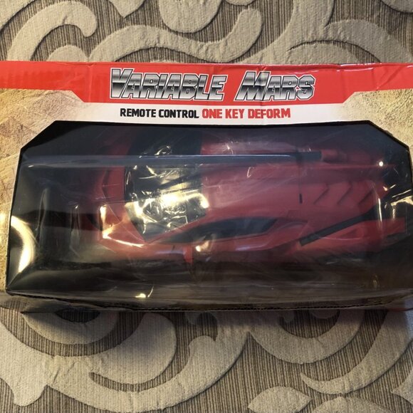 NEW 2 in 1 Transformer Remote Control Car Deformation Robot Lamborghini Red - Picture 2 of 6